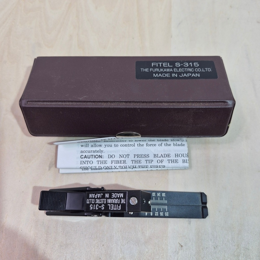 Fitel S-315 Fiber Optic‎ Cleaver Furukawa Electric Made in Japan with Case S315